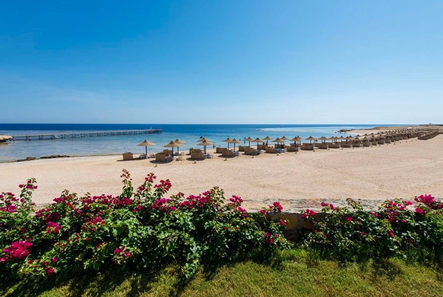 Concorde Moreen Beach Resort Abu Dabbab Bagian luar foto